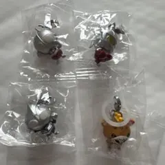 ウルトラマン　めじるしアクセサリー　4点