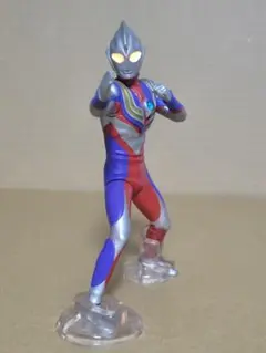 CCP ウルトラマンティガ ティガブラストVer. LED 発光ギミック付