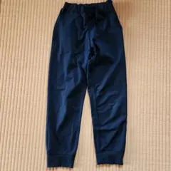 UNIQLOネイビー ロングパンツ 140