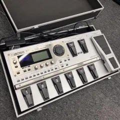 【12500】BOSS GT-10 マルチエフェクター ハードケース付のサムネイル