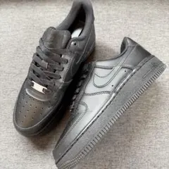 2025年最新】NIKe エアフォース1 23.5 黒の人気アイテム - メルカリ