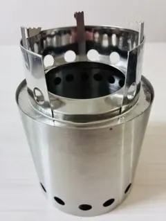 【美品】二次燃焼ストーブ キャンプ用品 焚き火のサムネイル
