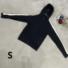 ZARA MAN ジップアップパーカー　綿　黒　袖ライン　ポケットジッパー　Sのサムネイル
