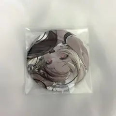 勝利の女神 NIKKE クレイ 缶バッジ - メルカリ