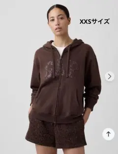 リラックスフィットGAPロゴ ジップアップパーカー