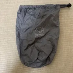 UNIQLO ULTRA LIGHT DOWN 収納袋 巾着