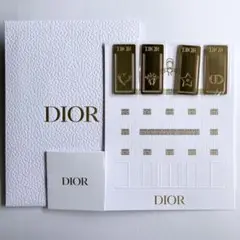 ディオール ノベルティ シーズナルギフト プラチナ ブックマーク しおり