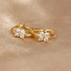 18K金 4石ジルコニア ピアス フープピアス