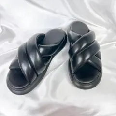 美品☆厚底サンダル ブラック M