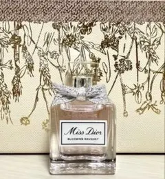 新品未使用★ ミス ディオール ブルーミング ブーケ”（5mL）