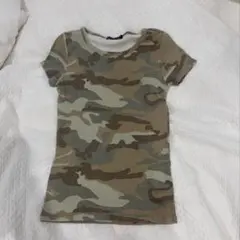 Brandy Melville 迷彩柄 半袖シャツ - メルカリ