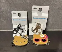 アベイル　日焼けハローキティ　チャーム2点セット　サンリオ