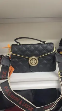 ブラック キルティング ショルダーバッグ