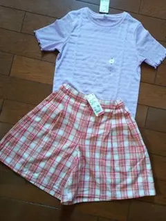 新品☆UNIQLO Tシャツとチェックスコートセット
