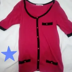 【よりどり3点300円対象】ピンク 飾りボタン付き ニットトップス 半袖