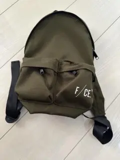 美品　FITH ⭐︎リュック　ベビー、キッズ　カーキのサムネイル