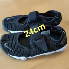 【女性用】NIKE AIR RIFT エアリフト ブラック 24cmのサムネイル