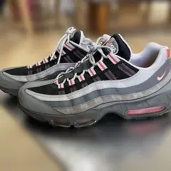 NIKEAIRMAX95ESSENTIALナイキエアマックス95 赤グレー　レアのサムネイル