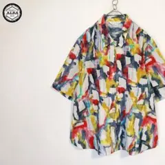 デザインシャツ　アートデザイン　ペイント風　レトロ　カラフル　個性派　白　半袖のサムネイル