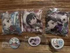 くら寿司　スパイファミリー　ガチャ　クッションチャーム　缶バッチ　消しゴム