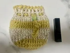 編み物 巾着袋 白と黄色