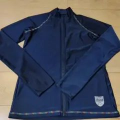 水着 ラッシュガード