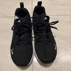 PUMA スニーカー ブラック