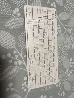 BUFFALO Bluetooth キーボード 本体 ホワイトのサムネイル