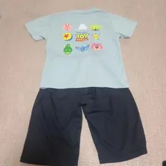 美品 トイ・ストーリー 速乾性Tシャツ&ハーフパンツ 130cmのサムネイル