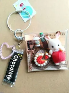 お値下げ中♡　ガチャ詰めポーチ　うさぎ　キャンディバッグキーホルダー　シルバニア