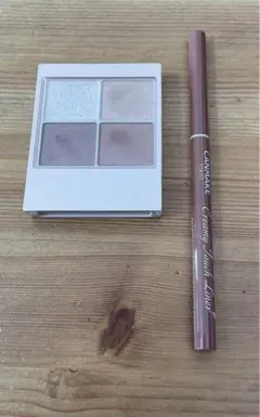 キャンメイク シルキースフレアイズ クリーミータッチライナー