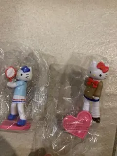 ハローキティ フィギュア 2体セット - メルカリ