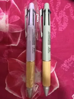 Uni ４色ジェットストリーム bamboo. 2本セットのサムネイル