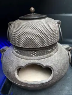 鋳鉄製 茶道具 釜 中型 骨董品 茶釜 最終値下げ - メルカリ