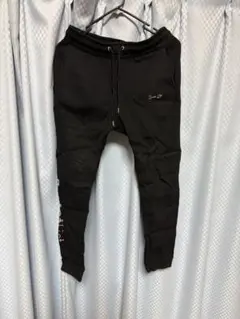 Item thumbnail for item b961931a-7d84-47a1-8318-39785b7cb1a2