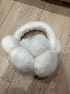 ディズニーランド　ディズニーシー　イヤマフ　ホワイト　白　耳当て　耳あて