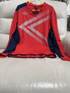Umbro 赤 長袖 Tシャツ サイズ Oのサムネイル