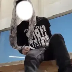 ch2flexingsohard tシャツ s