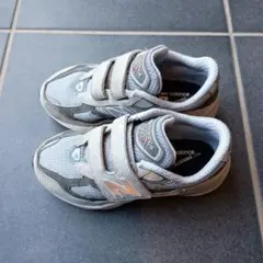New Balance ニューバランス 17.5cm PV990GL6 キッズ