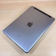 126 iPad 7世代 128GB SIMフリー スペースグレイ - メルカリ