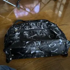 旅行バッグ 目立った傷はなし