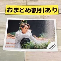 SnowMan 公式写真 7252岩本照RAYS オフショ - メルカリ