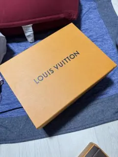 LOUIS VUITTON 空箱 リボン 保存袋 セットのサムネイル