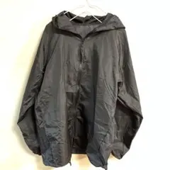 男性　黒　ジャンパー
