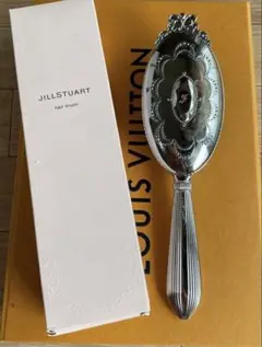 JILLSTUART ジルスチュアート　ヘアブラシ　箱つきのサムネイル
