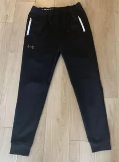 小*沢様 格安出品！新品・未使用！定価11000円アンダーアーマーパンツ 黒　L