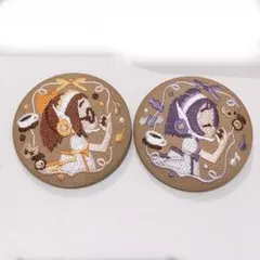 おジャ魔女どれみ　刺繍缶バッジ付きビスケット　おんぷちゃん　はづきちゃん