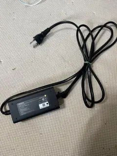 新品】OPPO SUPERVOOC 33W デュアルポート充電器 - メルカリ