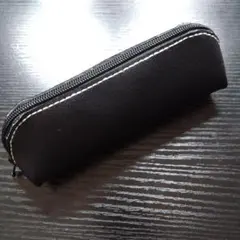 ハンドメイド　ビニールレザー　ペンケース