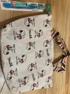 スヌーピートートバッグ